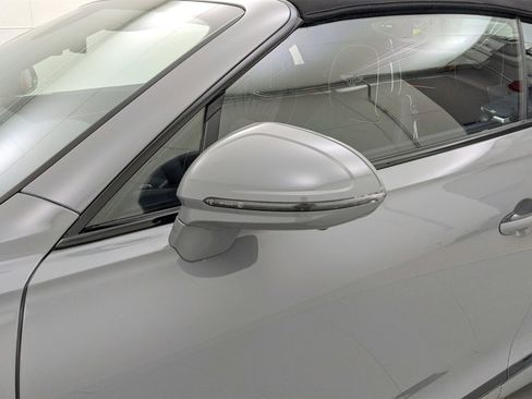 Used 2024 Bentley Continental GT V8 image 27