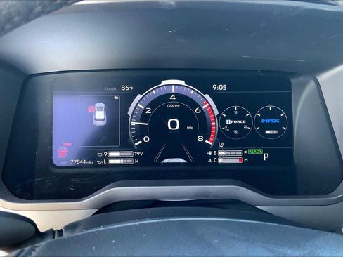 Used 2023 Toyota Sequoia Limited image 25