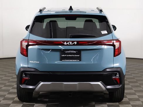 Certified 2026 Kia Seltos EX w/ EX Sunroof Package FWD image 13