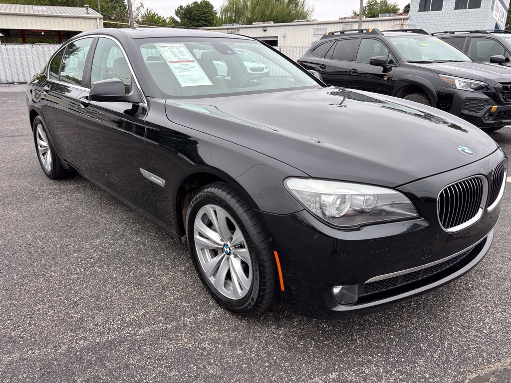 Used 2012 BMW 740i RWD image 1
