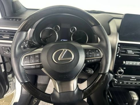Used 2023 Lexus GX 460 Premium w/ Premium Package AWD/4WD image 15