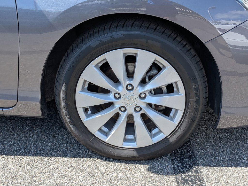 Used 2015 Honda Accord EX-L image 9