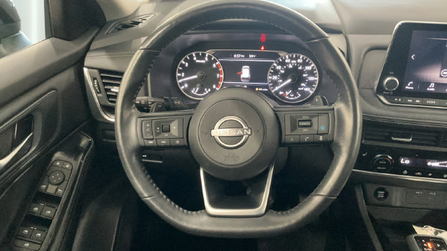 Used 2024 Nissan Rogue SV w/ SV Premium Package AWD/4WD image 23