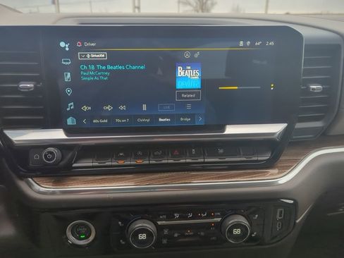 Used 2023 Chevrolet Silverado 1500 LT image 28