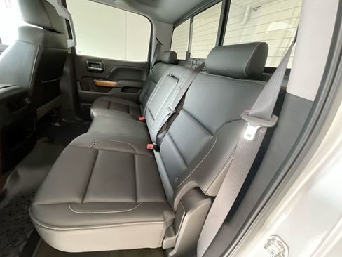 Used 2018 Chevrolet Silverado 1500 LTZ w/ LTZ Plus Package AWD/4WD image 23