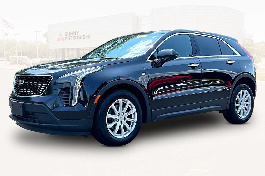 Used 2023 Cadillac XT4 Luxury AWD/4WD image 1