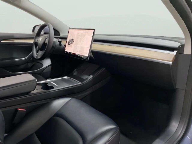 Used 2023 Tesla Model 3 Standard Range RWD image 73
