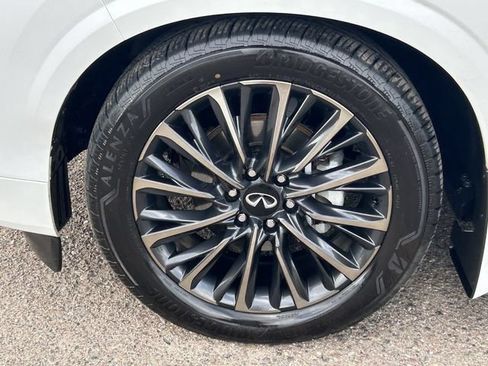 Used 2026 INFINITI QX80 Autograph AWD/4WD image 10