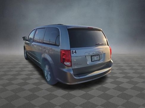 Used 2016 Dodge Grand Caravan SXT w/ Rear Park Assist Package FWD image 2