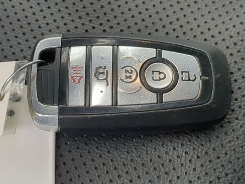 Certified 2022 Ford Escape SEL image 38