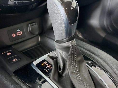 Certified 2022 Nissan Rogue Sport SL w/ Premium Package image 20