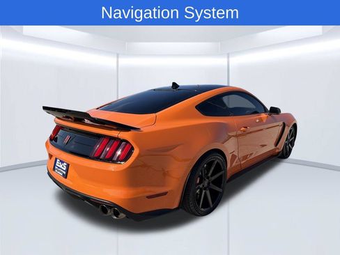 Used 2020 Ford Mustang Shelby GT350 w/ Technology Package RWD image 3