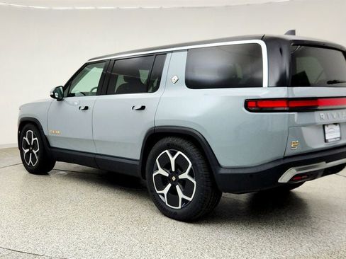 Used 2024 Rivian R1S Adventure AWD/4WD image 7