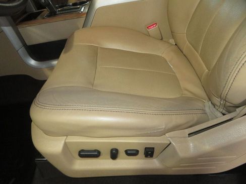 Used 2011 Ford F150 Lariat w/ Lariat Chrome Pkg AWD/4WD image 20