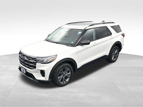 New 2026 Ford Explorer Active image 46