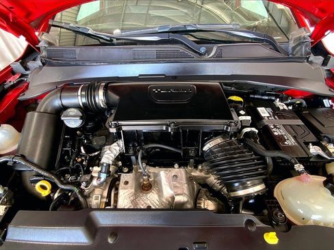 Used 2023 Jeep Compass Limited image 9