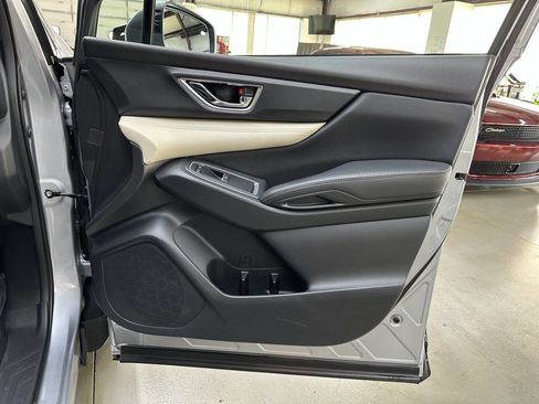 Used 2019 Subaru Ascent Limited w/ Popular Package #2 image 19