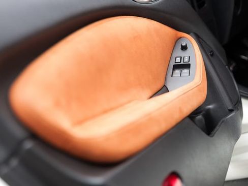 Used 2016 Nissan 370Z Touring RWD image 74