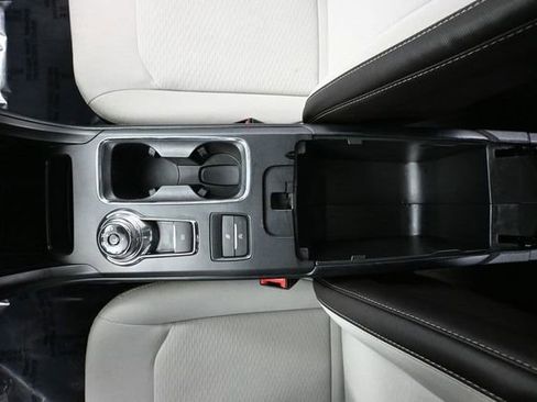 Used 2020 Ford Fusion SE w/ Equipment Group 151A image 36