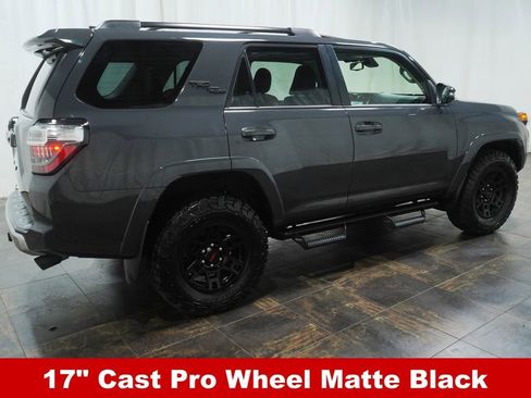 Certified 2024 Toyota 4Runner TRD Off-Road Premium w/ Moonroof Package AWD/4WD image 4