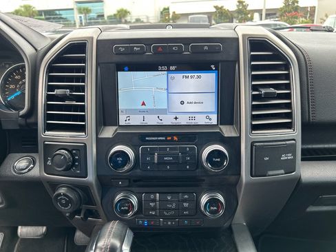 Used 2018 Ford F150 Platinum w/ Equipment Group 701A Luxury AWD/4WD image 17