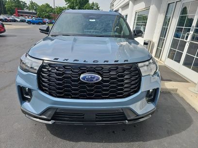 New 2026 Ford Explorer ST-Line w/ ST-Line Street Pack
