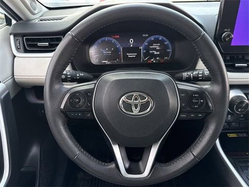 Used 2023 Toyota RAV4 Limited image 13