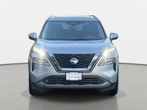 Certified 2022 Nissan Rogue SV w/ SV Premium Package image 2