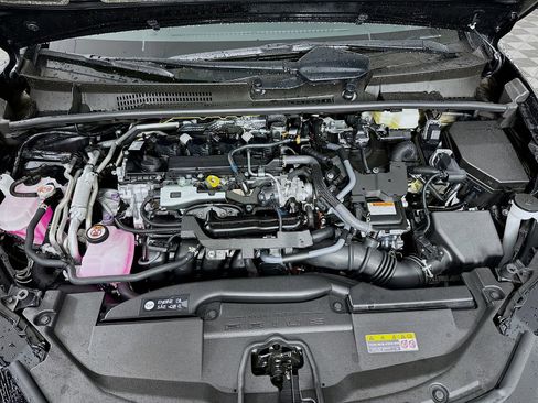 New 2026 Toyota Prius Plug-In Hybrid FWD image 28