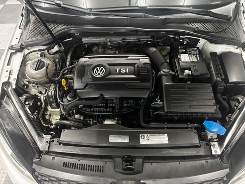 Used 2017 Volkswagen Golf Alltrack SE AWD/4WD image 28