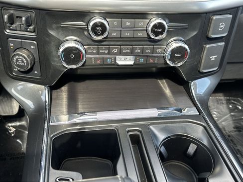 Used 2023 Ford F150 Lariat w/ Max Trailer Tow Package image 25