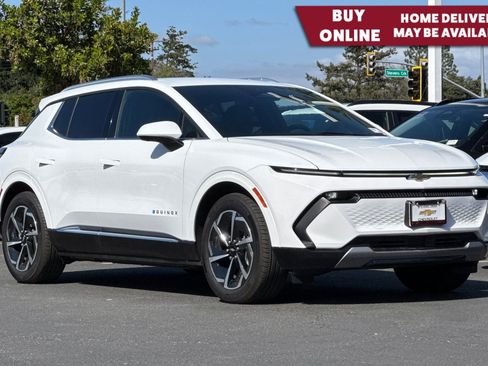 Used 2025 Chevrolet Equinox EV LT w/ Convenience Package image 1