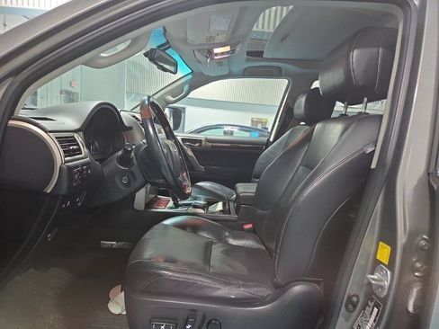 Used 2010 Lexus GX 460 Premium AWD/4WD image 3