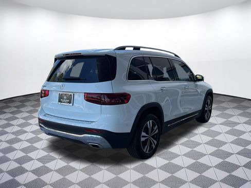Used 2026 Mercedes-Benz GLB 250 image 9