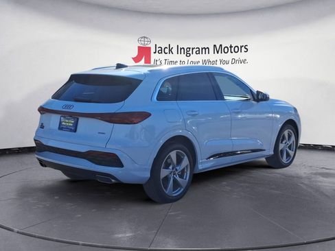 New 2025 Audi Q5 Prestige image 5