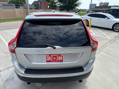 Used 2013 Volvo XC60 T6 image 12
