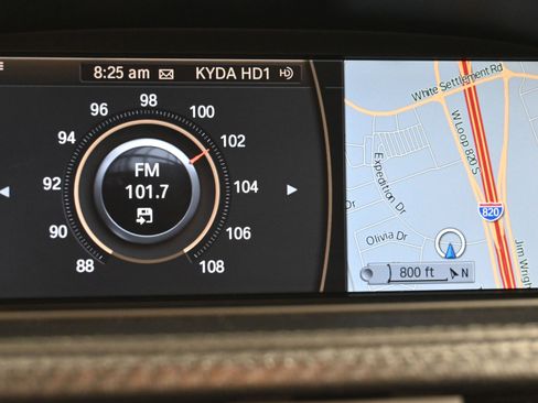 Used 2011 BMW M3 Convertible image 15