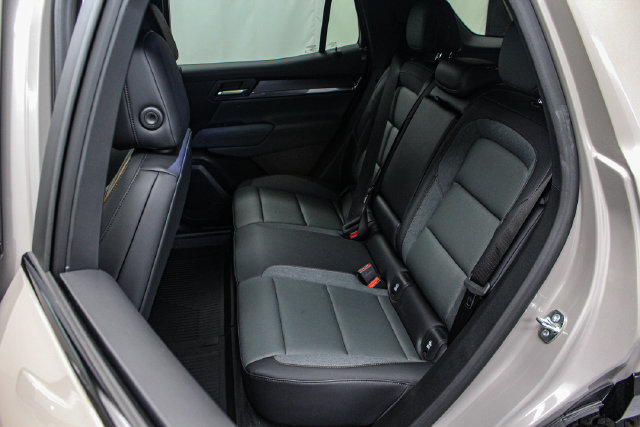New 2027 GMC Terrain AT4 w/ Technology Package II AWD/4WD image 15