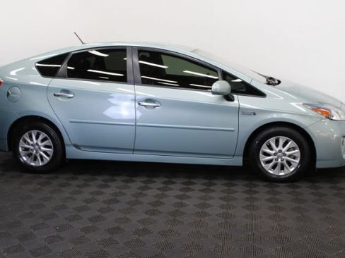 Used 2012 Toyota Prius Prime Plug-In Hybrid FWD image 4