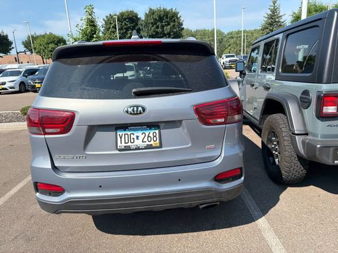 Used 2019 Kia Sorento FWD w/ Option Group 020 image 4