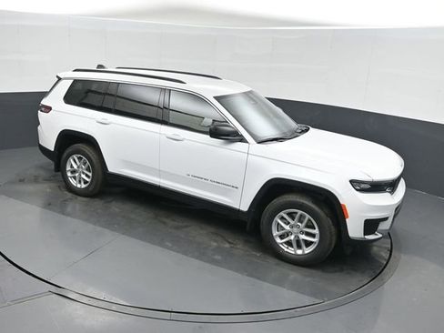 New 2026 Jeep Grand Cherokee L Laredo AWD/4WD image 30
