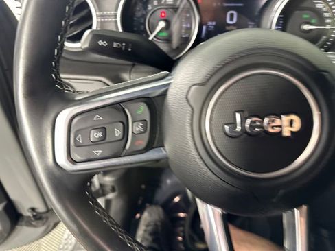 Used 2023 Jeep Wrangler Unlimited Sahara w/ Cold Weather Group AWD/4WD image 26