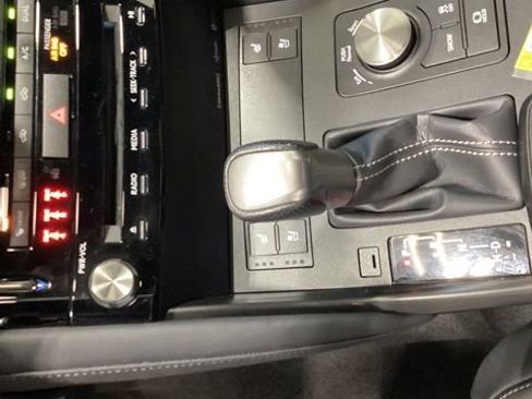 Used 2023 Lexus IS 350 F Sport w/ Memory Package AWD/4WD image 17