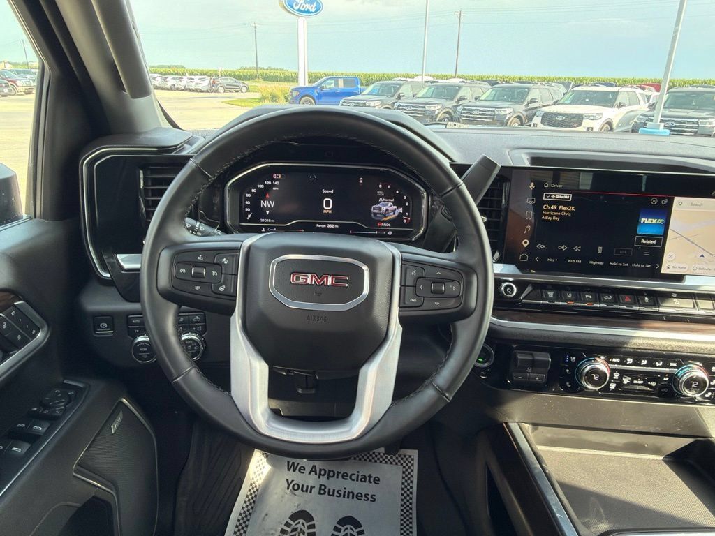 Used 2025 GMC Sierra 2500 SLT AWD/4WD image 17