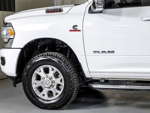 Used 2024 RAM 2500 Laramie AWD/4WD image 12
