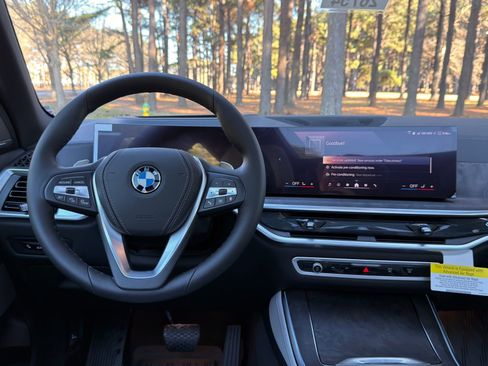 New 2026 BMW X5 xDrive40i image 3
