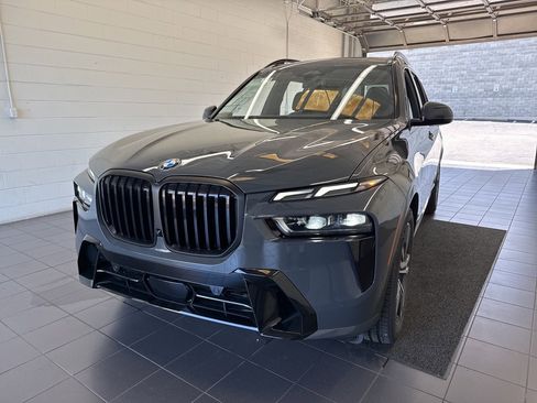 New 2026 BMW X7 xDrive40i w/ M Sport Package image 3