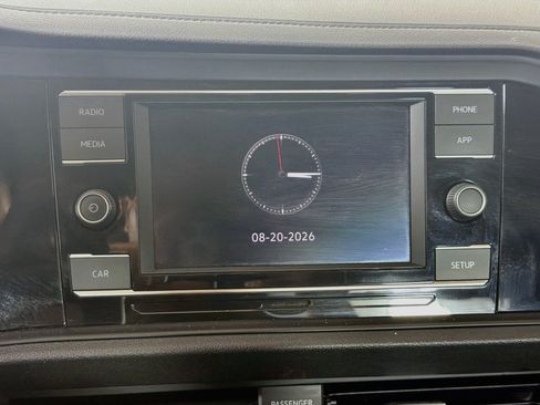 Used 2019 Volkswagen Jetta FWD image 19