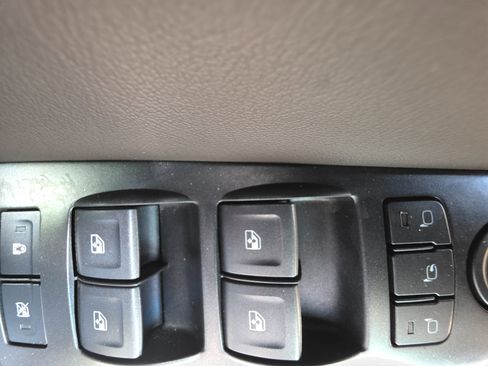 Used 2017 Chevrolet Tahoe LT image 29