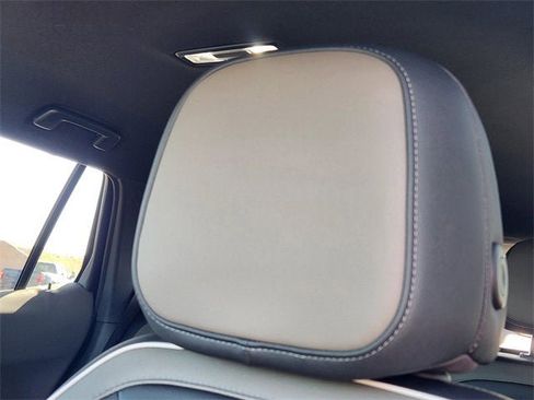 New 2026 Chevrolet Equinox LT w/ Convenience Package II image 21